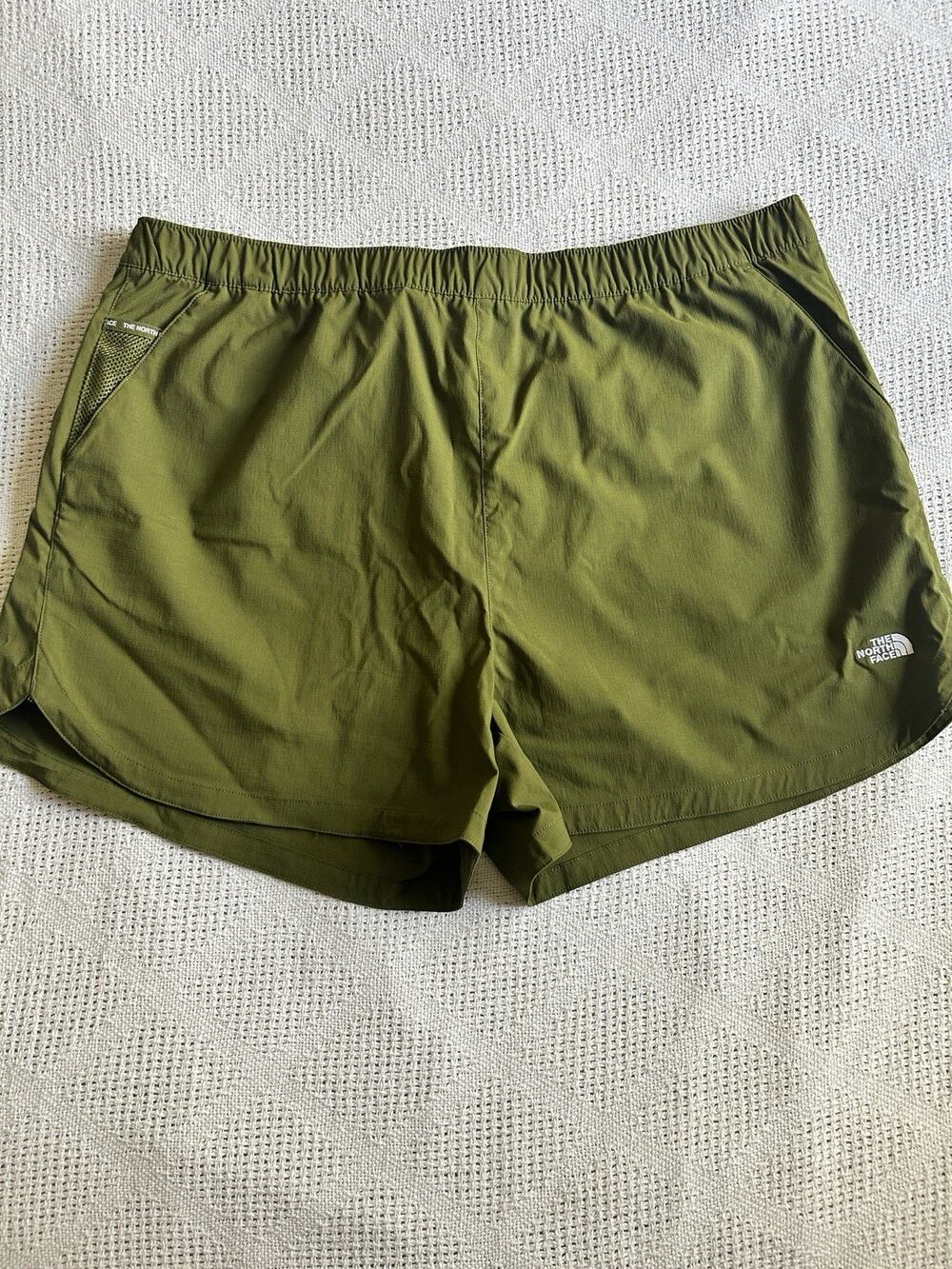 The North Face Class V Pathfinder Shorts Dust Olive Womens XXL NWT $60 Athletic